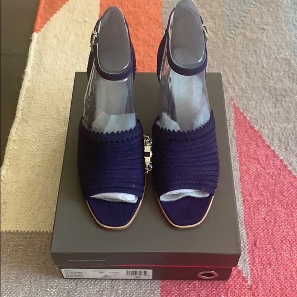 bandolino patent leather shoes